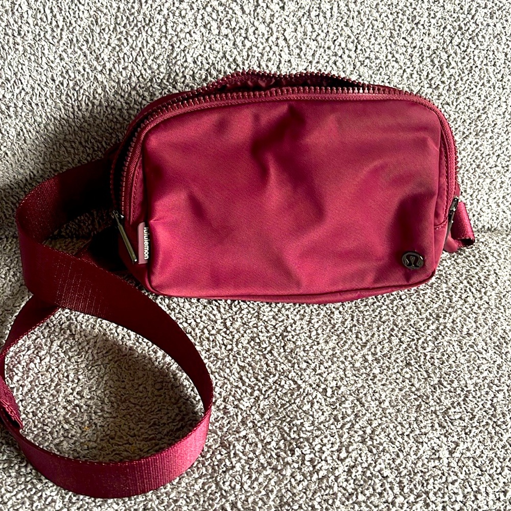 Lululemon maroon red crossbody bag